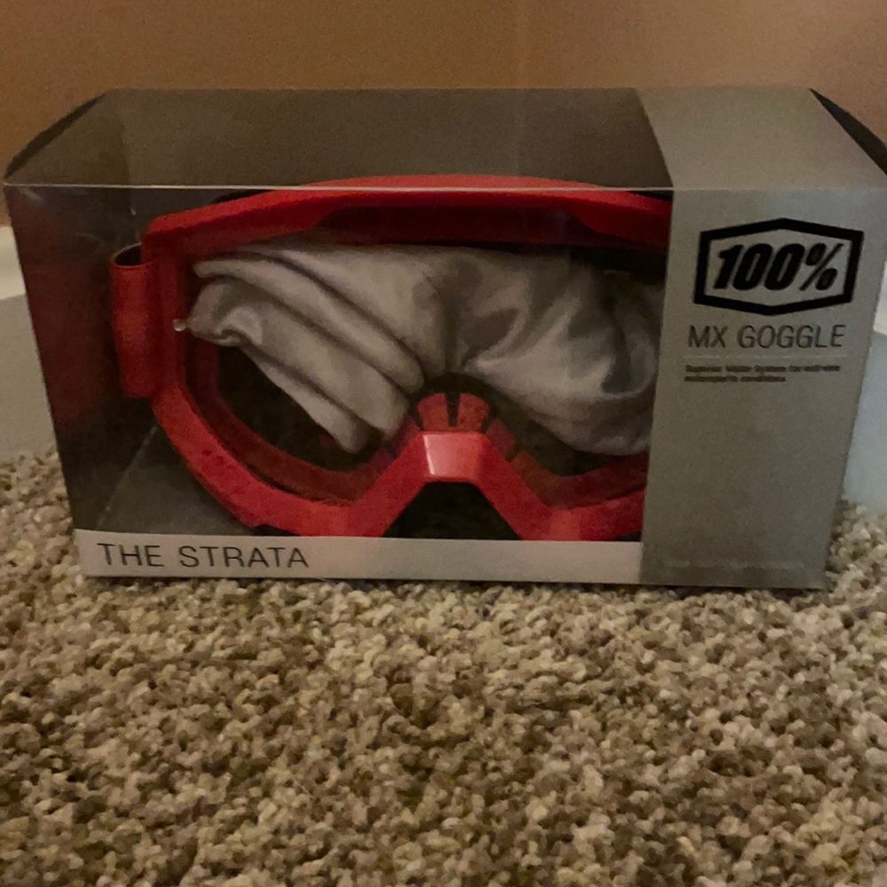 Strata Goggle - Picture 2 of 6